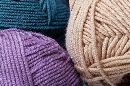 色彩多彩的羊毛线球绳索绿色粉色标签材料工艺细绳手工棕色衣服图片