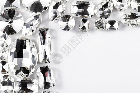 水晶螺旋白色透明度装饰品反射水钻钻石石头小饰品宝石奢华图片