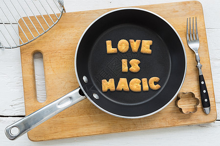 饼干饼干引用爱情是煎锅中的魔力图片