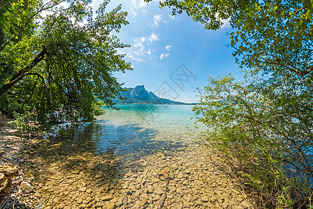 Atersee 亚特西风景蓝色环境山腰山脉假期游泳生态空地天气图片