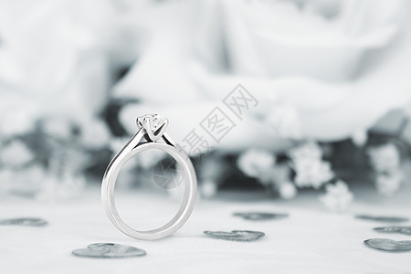 结婚订婚戒指图片