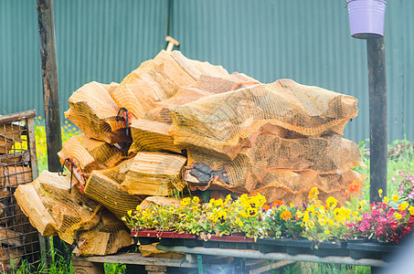 火炉柴堆叠的被砍碎的废柴棕色材料船体日志燃料森林烤箱环境炉木壁炉图片