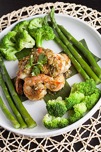 带蔬菜的虾类运动午餐对虾烹饪宏观化合物餐厅饮食碳水香菜胡椒图片