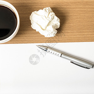 纸上加铅笔和咖啡杯工作教育桌子创造力咖啡杯子记事本笔记办公室笔记本图片