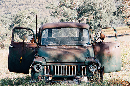 澳大利亚布什古老的衰变卡车-电影外观图片
