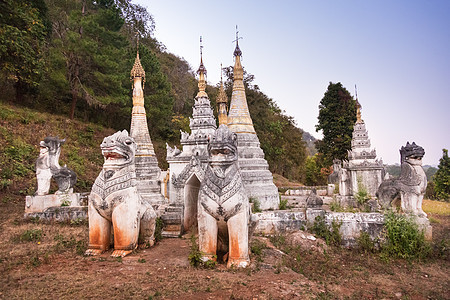 古老的佛教寺庙 宾达雅 缅甸 缅甸地标宝塔神话建筑雕塑宗教雕像精神艺术佛塔图片