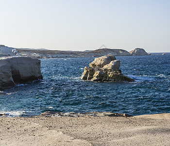 希腊米洛斯岛Sarakiniko海滩风景地标公主矿物地质学假期吸引力游客蓝色旅游火山图片