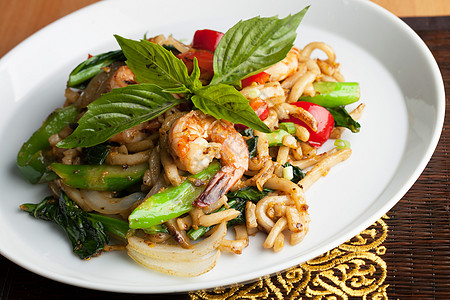 泰属虾鱼史蒂佛赖饮食午餐化合物菜肴油炸盘子面条蔬菜海鲜美食图片