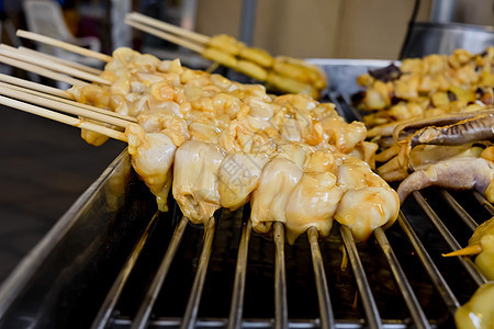 新鲜鱿鱼烧烤桌子烹饪饮食红烧餐厅食物盘子美食棕色海鲜图片