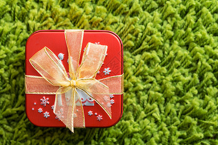 红礼品盒工艺庆典绿色红色礼物盒子丝带惊喜背景图片