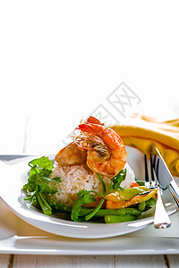 泰海菜盘香菜餐巾油炸绿色黄色辣椒贝类午餐芦笋健康图片