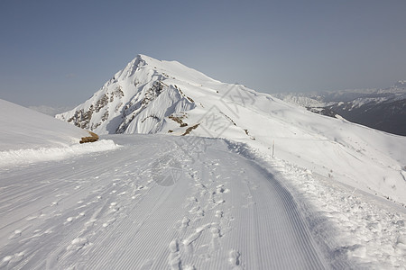 山顶峰登山运动滑雪冰川远足地形高山假期高度图片