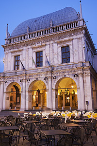 佛罗伦萨市政广场布拉西亚的Laloggia市政厅城市建筑学凉廊柱子旅行景观天际地标市政广场背景