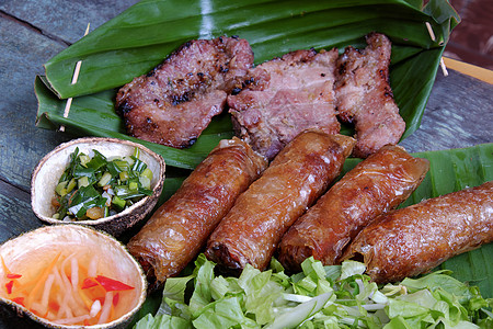 越南食物 春卷 香焦 烤肉筷子圆柱盘子包子挂面课程叶子餐厅面条糕点图片