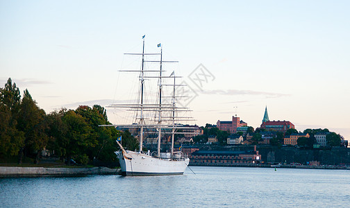 斯德哥尔摩船舶旅游游客旅行假期巡航城市背景图片