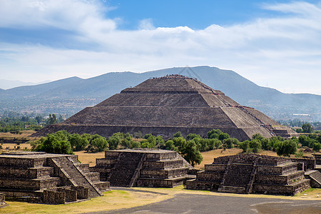 阿兹特克古代玛雅人Teotihuacan的太阳金字塔风景c背景