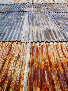 Rusty 铁制金属屋顶镀锌衰变图片