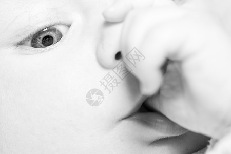 新生儿脸部 嘴和鼻子图片