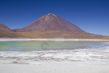 玻利维亚盐湖玻利维亚的盐沙漠Uyuni风景土地地形荒野地平线全景白色高原水平寂寞背景