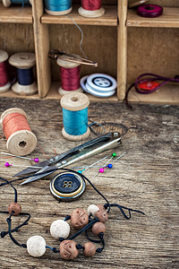 针线工作元素灯丝项链工具刺绣按钮裁缝织工珠宝爱好工艺图片