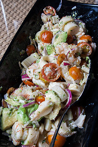 沙拉加鲜菜番茄酱和胡椒食物蔬菜白色美食洋葱叶子黄色粮食午餐沙拉图片