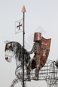 铁制成中世纪骑士的雕像艺术头盔套装金属盔甲历史图片
