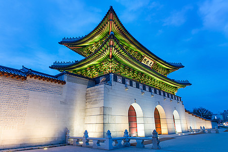 南韩首尔的庆博京贡宫殿历史堡垒地标皇家交通城市道路历史性城堡网关图片