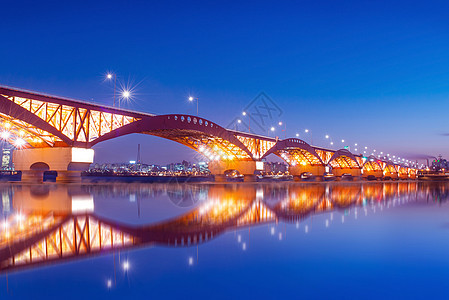 长山桥 反射图片