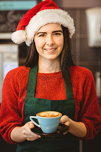 可爱的女服务员给顾客喝咖啡工人女士咖啡服务工作服务器饮料女性制服在职图片