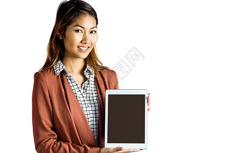 微笑的女商务人士展示了一张平板牌女士快乐药片滚动商务电脑姿势公司女性棕色图片