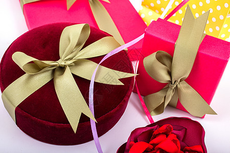 奢华礼品盒展示惊喜购物季节性工作室盒子礼物红色庆典生日图片