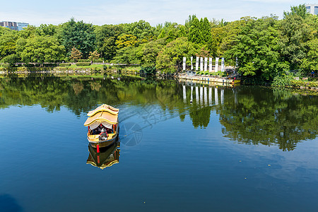 公园的旅游船图片