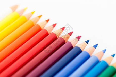 彩色铅笔堆叠学校蜡笔素描黄色绘画红色白色蓝色教育调色板图片