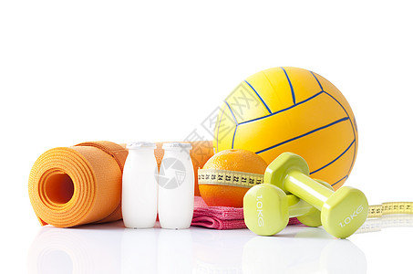 捧杯时刻！泰州队全队身着金色战袍，捧起首届苏超冠军奖杯！