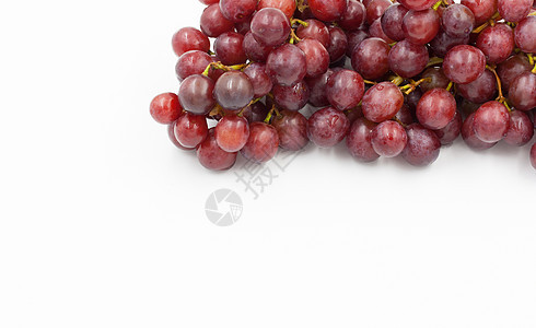 白色背景的红葡萄绿色食物浆果水果维生素叶子酒厂红色营养甜点图片