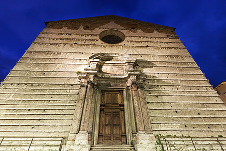 秘鲁San Lorenzo圣洛伦佐第四新街和大教堂宗教历史性城市地标蓝色广场天空旅行建筑学教会图片