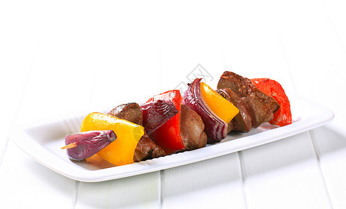 鸡肝肉串内脏洋葱午餐白色拼盘食物蔬菜食谱辣椒胡椒图片