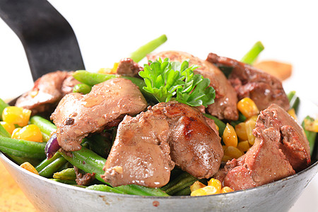 鸡肝 青豆和玉米油炸食材炊具蔬菜午餐库存季豆内脏平底锅食物图片