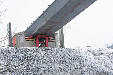 在Bestwig NRW的桥梁建筑工地降雪基础设施脚手架工具假发建筑学施工造业车辆连接图片