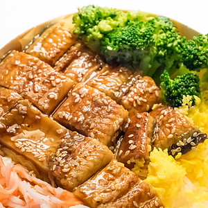 日本烤鱼和碗盘米饭美食午餐文化鳗鱼营养炙烤海鲜图片