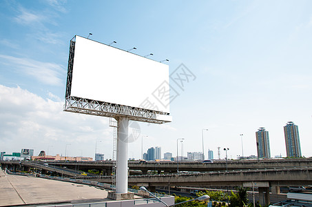 空白广告广告公告牌白色商业广告牌横幅城市宣传天空街道墙纸海报图片