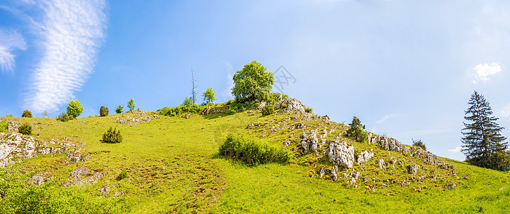 埃塞尔斯堡Tal山谷     令人印象深刻的岩石天空丘陵悬崖骨科牧场蓝色绿色全景旅行水草甸图片