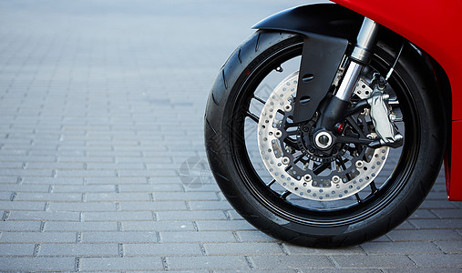 前门摩托车磁盘休息时间和轮胎紧闭骑术运动速度橡皮光盘金属机器自行车圆圈车轮图片