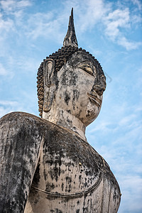 苏KOTHai佛像的头部图片