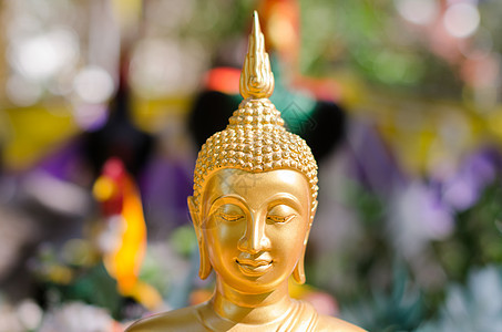 泰国金芽雕塑的面孔寺庙古董旅游艺术雕像佛教徒冥想上帝崇拜沉思图片