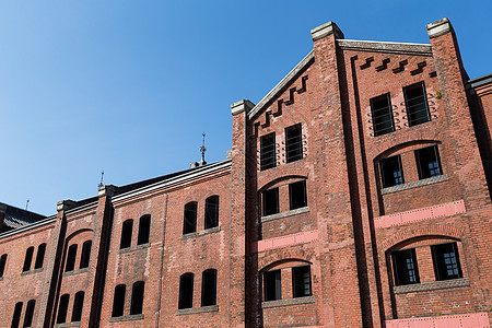 横滨红砖仓库历史建筑历史性景观场景城市建筑学窗户红色天空图片