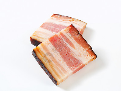 烟熏培根片片断食物熏制条纹猪肉图片