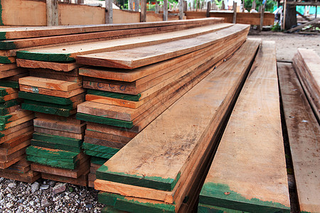 砍伐木柴堆木材锯材控制板环境材料线条棕色贮存木工日志图片