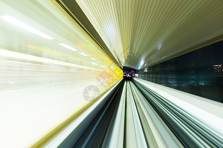 穿越隧道的火车超速商业城市交通单轨车辆通勤者旅行技术来源速度图片
