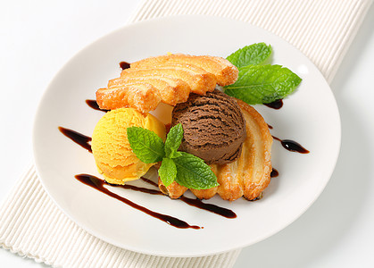 冰淇淋加泡芙糕饼饼干勺子食谱冰冻餐巾甜点点心巧克力餐垫细雨酸奶图片